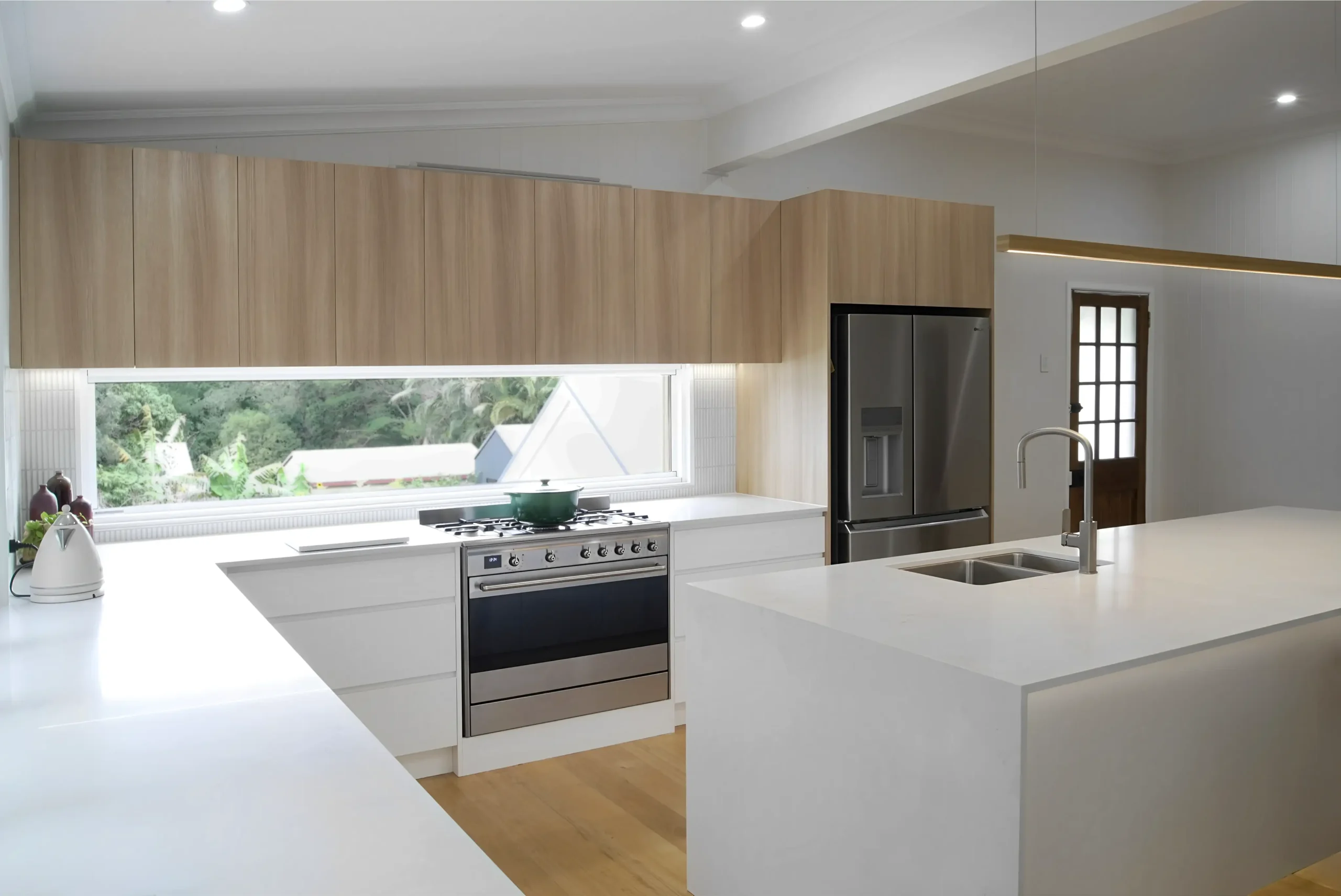 EGR02132_1_optimized