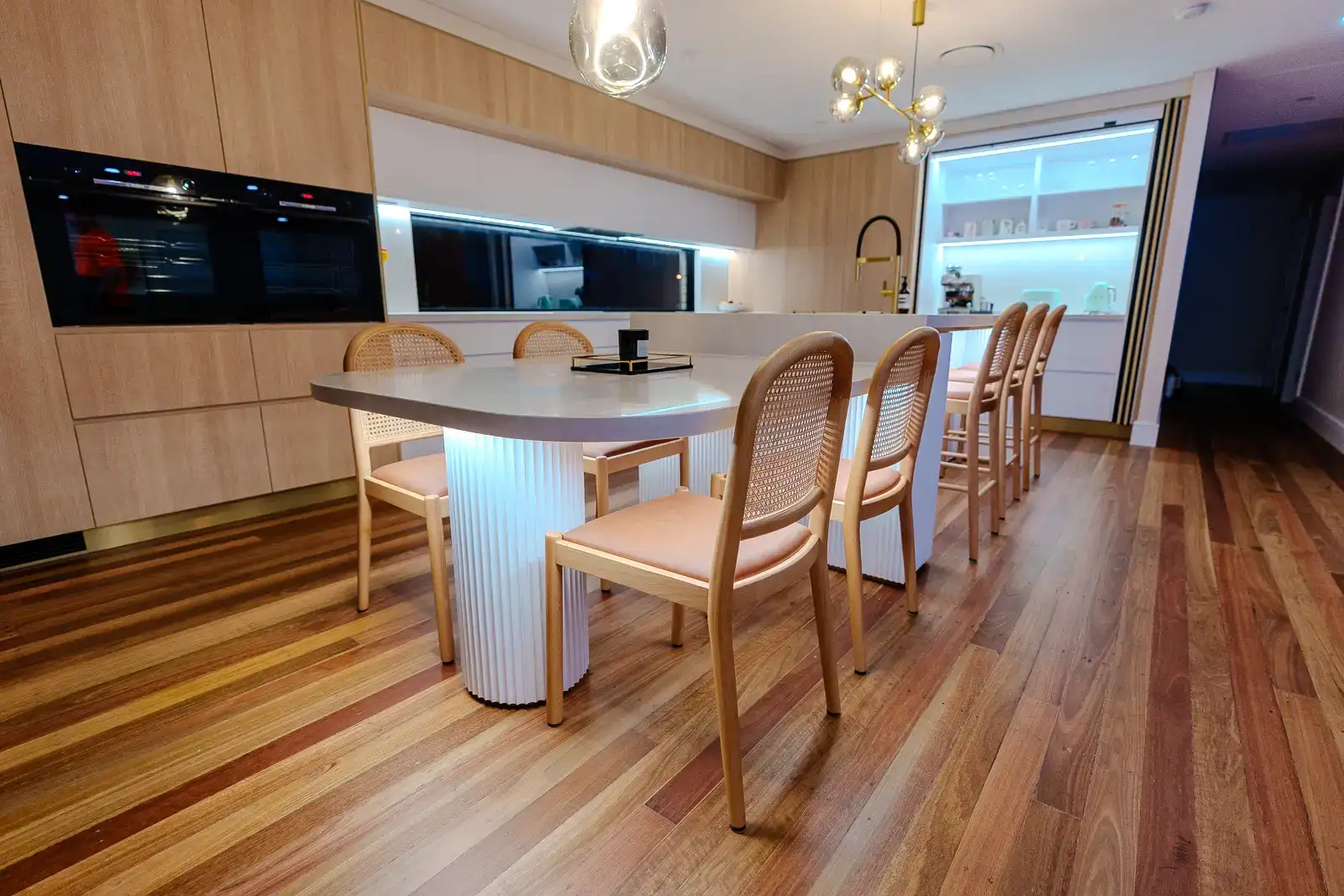 A7406935_optimized_optimized