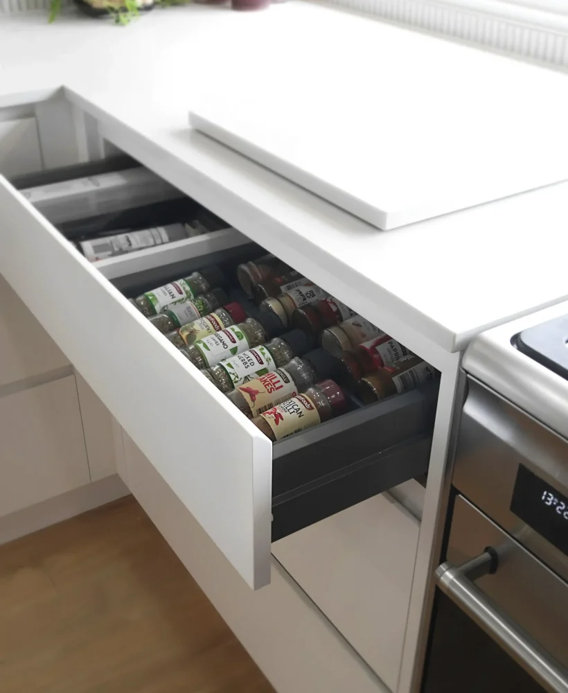 EGR02076_1_optimized