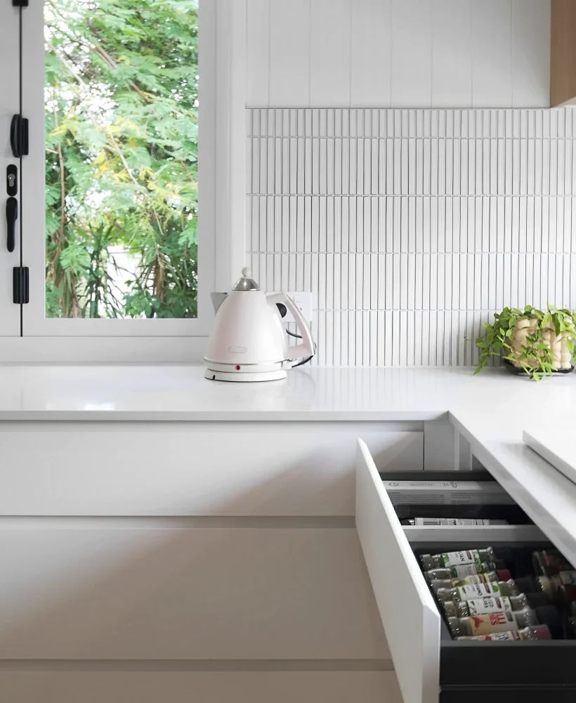 EGR02081_1_optimized